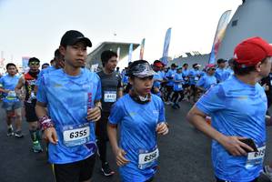 BIB: 643, 6355
                            <button type="button" onclick="openModal(3172235)" class="btn btn-primary btn-sm float-right btn-popup" data-toggle="modal" data-target=".modal-high-quality">
                        <i class="fas fa-shopping-cart"></i> Add to Cart
                    </button>
                                            <button type="button" onclick="isThisMe(3172235, true)" class="btn btn-success btn-sm float-right btn-popup btn-isme hidden" data-toggle="tooltip" data-placement="bottom" title="นี่คือรูปของคุณใช่ไหม คลิกที่นี่เพื่อเอาเข้าอัลบั้ม">
                        <i class="fas fa-plus"></i> Add to album
                    </button>
                    <button type="button" onclick="isThisMe(3172235, false)" class="btn btn-warning btn-sm float-right btn-popup btn-isnotme hidden">
                        <i class="fas fa-ban"></i> Remove from album
                    </button>